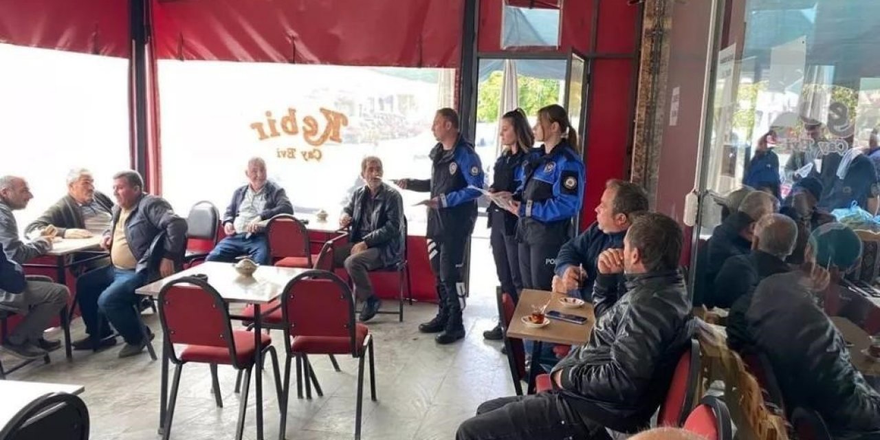 Erzincan polisi suçla mücadelede vatandaşları bilgilendiriliyor