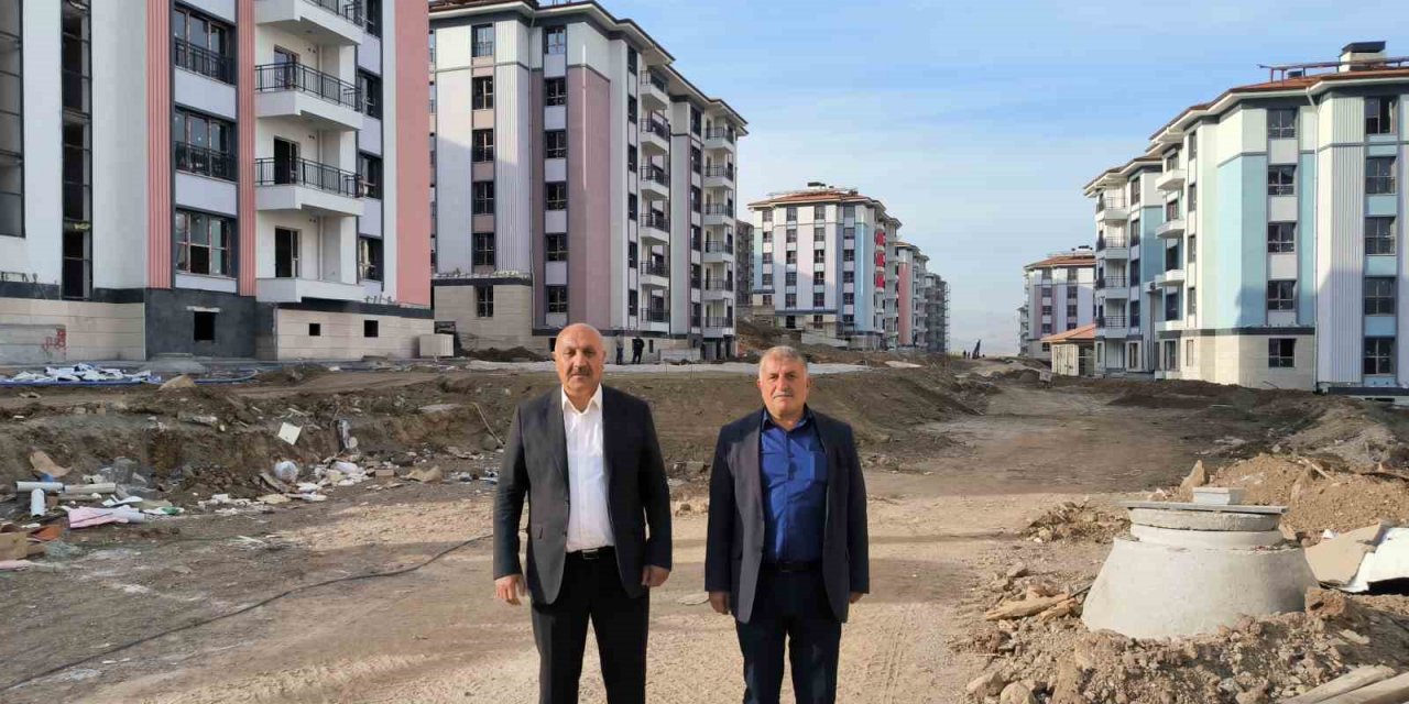 Doğanşehir’de 350 kalıcı konutun teslimi için gün sayılıyor