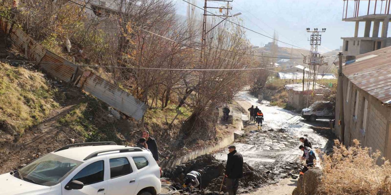 Hakkari’de 7 noktadaki su arızası giderildi