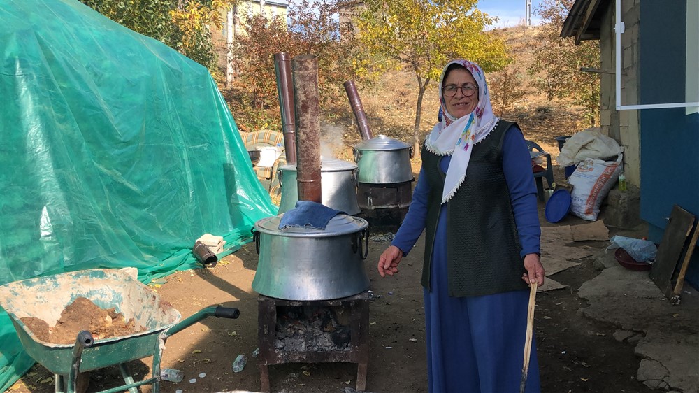 Eniştelerin kazan açma geleneği