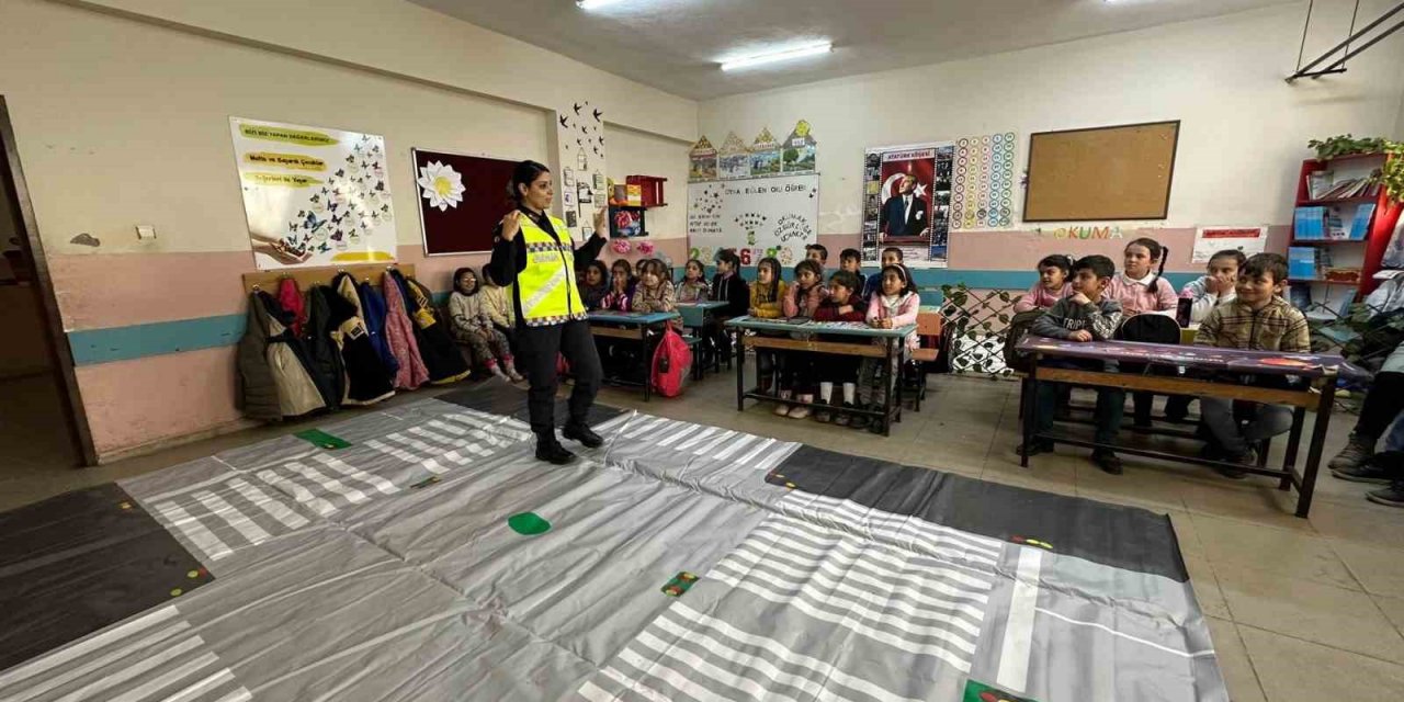 Hamur’da spor güvenliği ve trafik eğitimi toplantısı