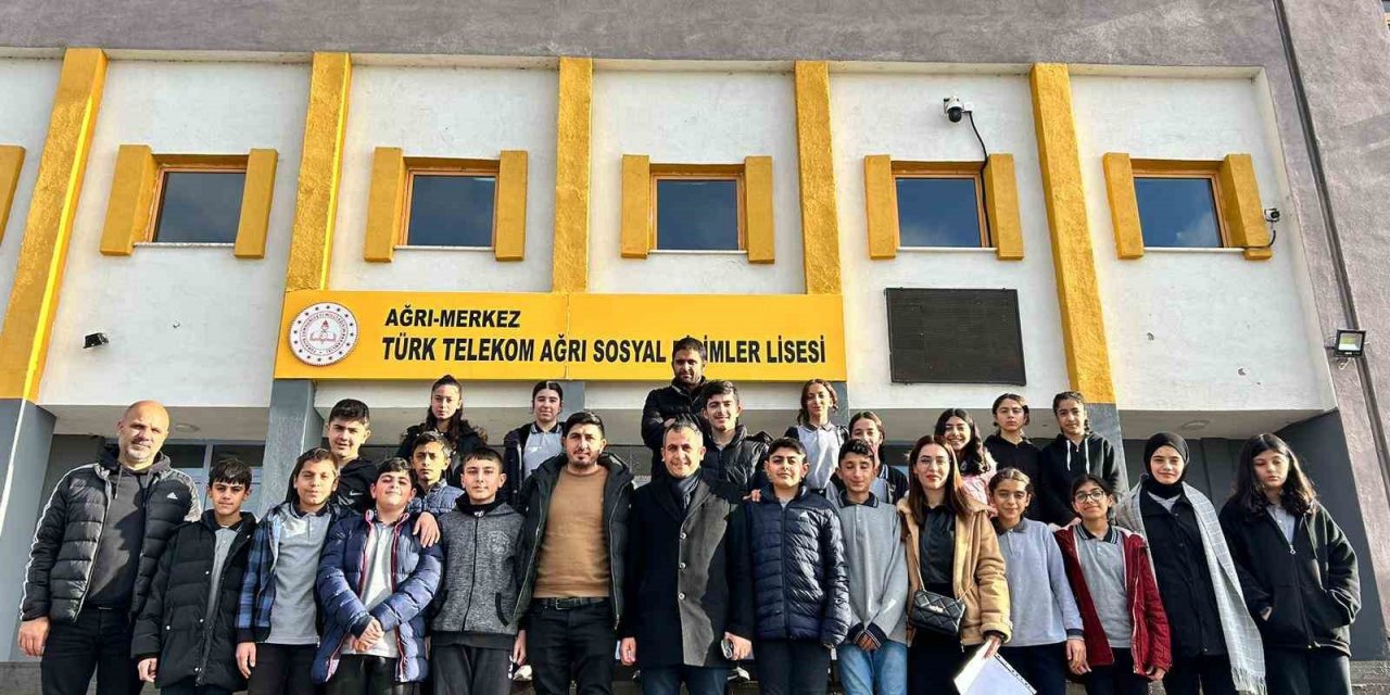 Ağrı’da ortaokul öğrencileri liseleri tanıdı