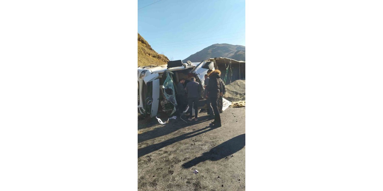 Bitlis‘teki trafik kazasında 1 kişi yaralandı