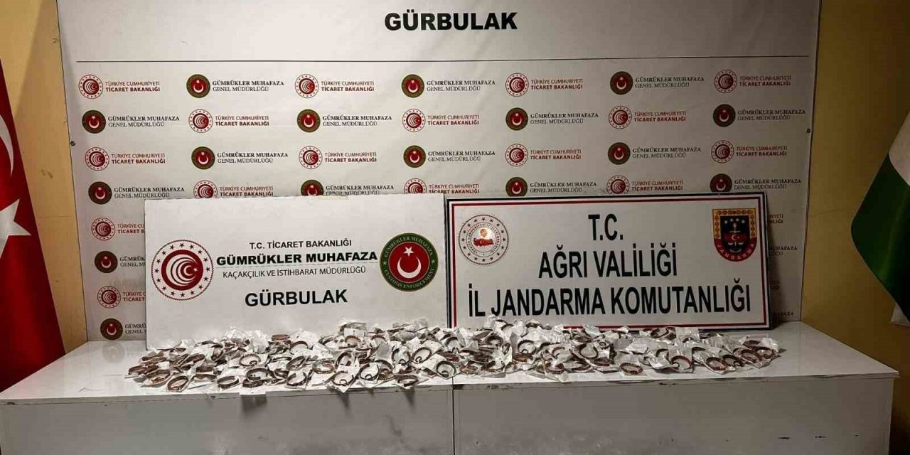 Ağrı’da kaçak takı malzemeleri ele geçirildi