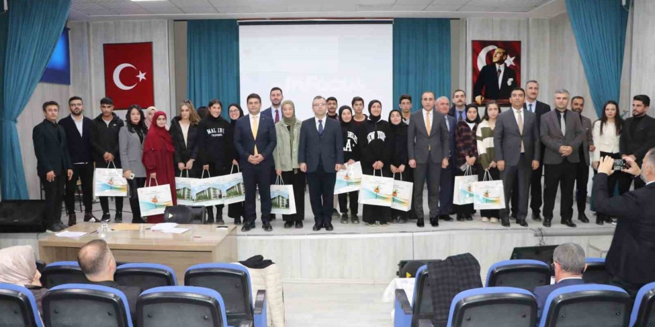 Hakkari’de bilgi yarışması