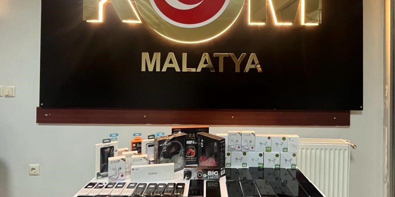 Malatya’da çok sayıda kaçak cep telefonu ele geçirildi