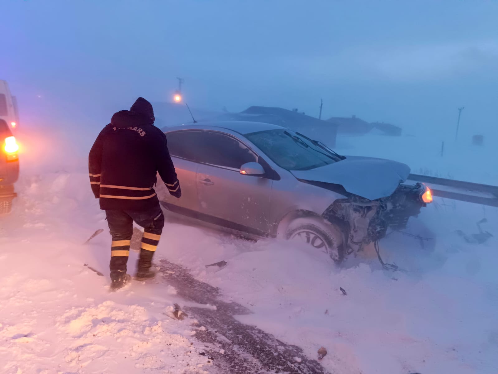 Kars’ta zincirleme kaza: 17 yaralı