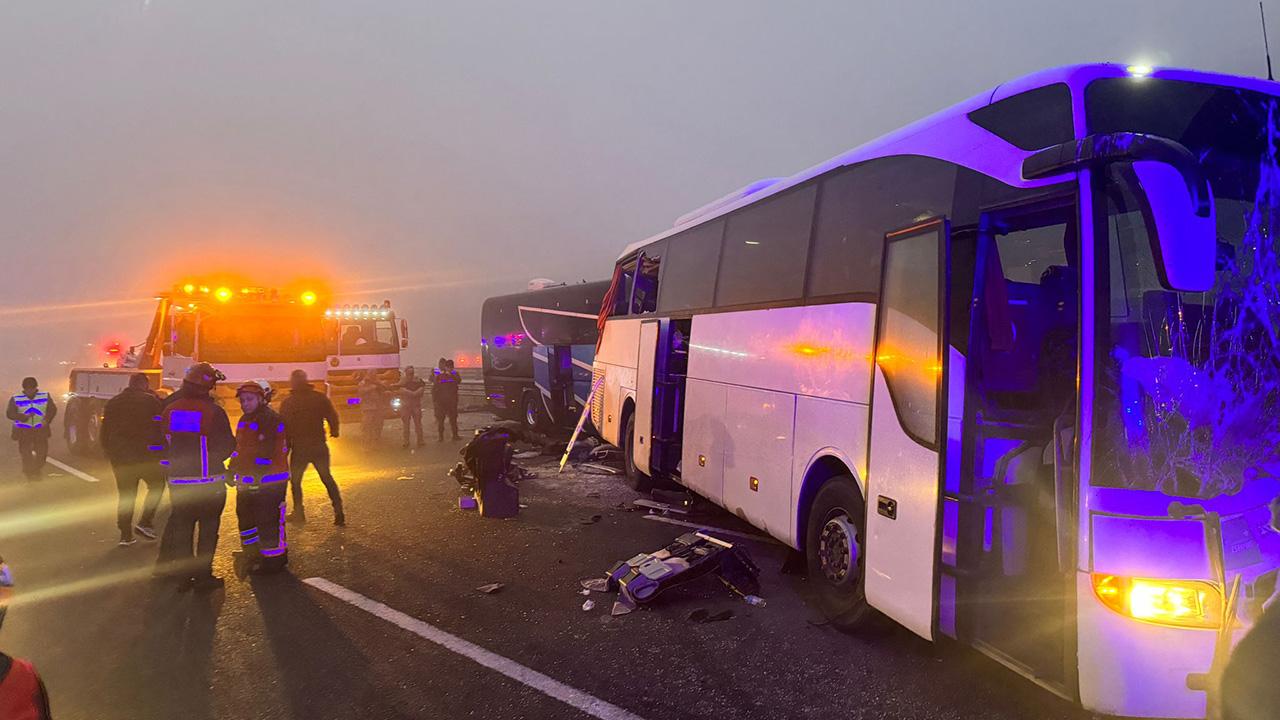 Kuzey Marmara Otoyolu'nda feci kaza! 11 ölü, 57 yaralı