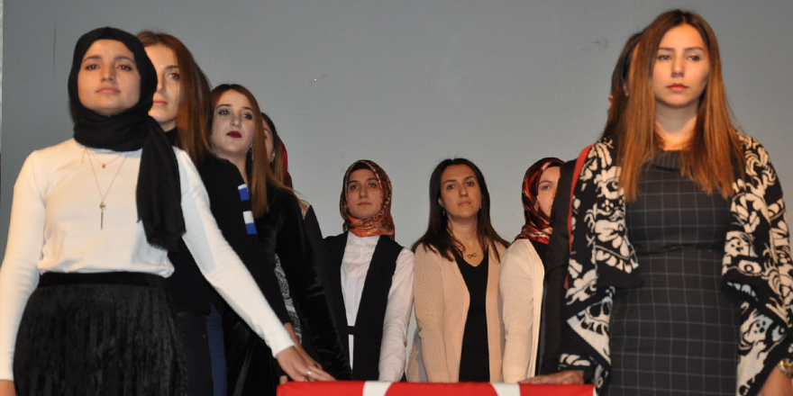 24 Kasım Öğretmenler Günü Kars’ta düzenlenen etkinliklerle kutlandı