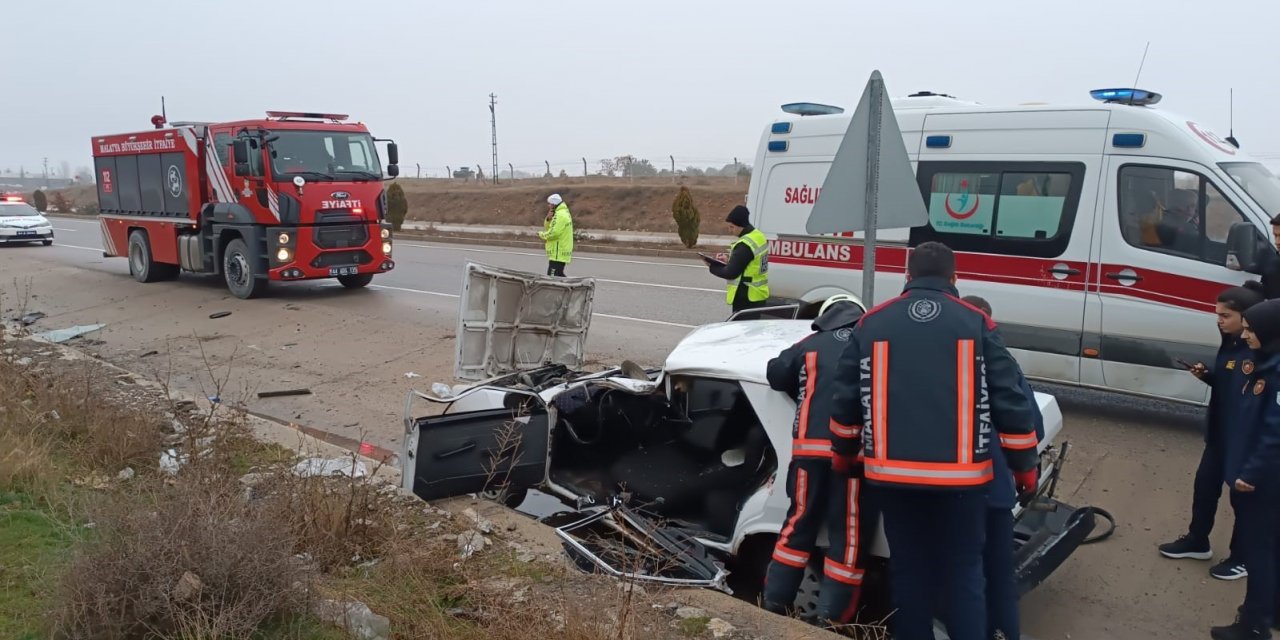 Malatya’da takla atan otomobilde bir kişi yaralandı