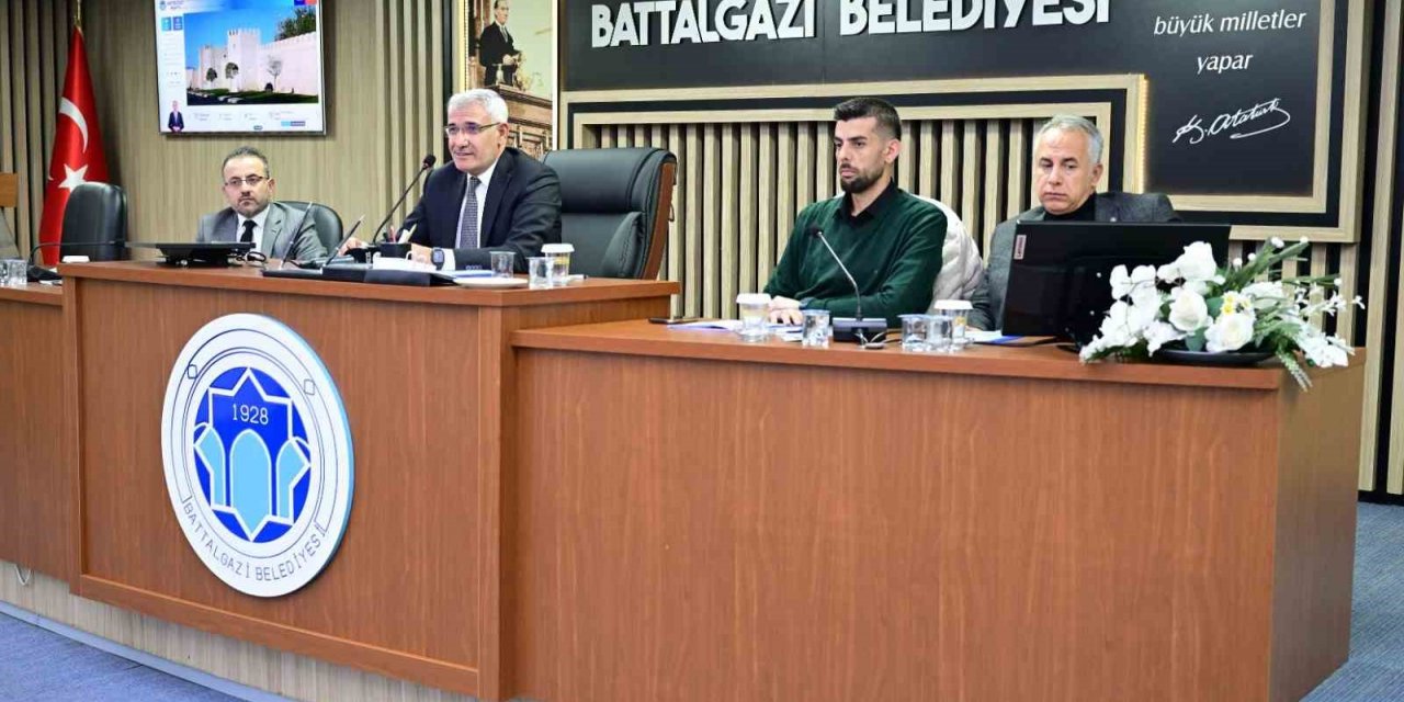 Battalgazi Belediye Meclisi, yılın ilk olağan meclis toplantısını tamamladı