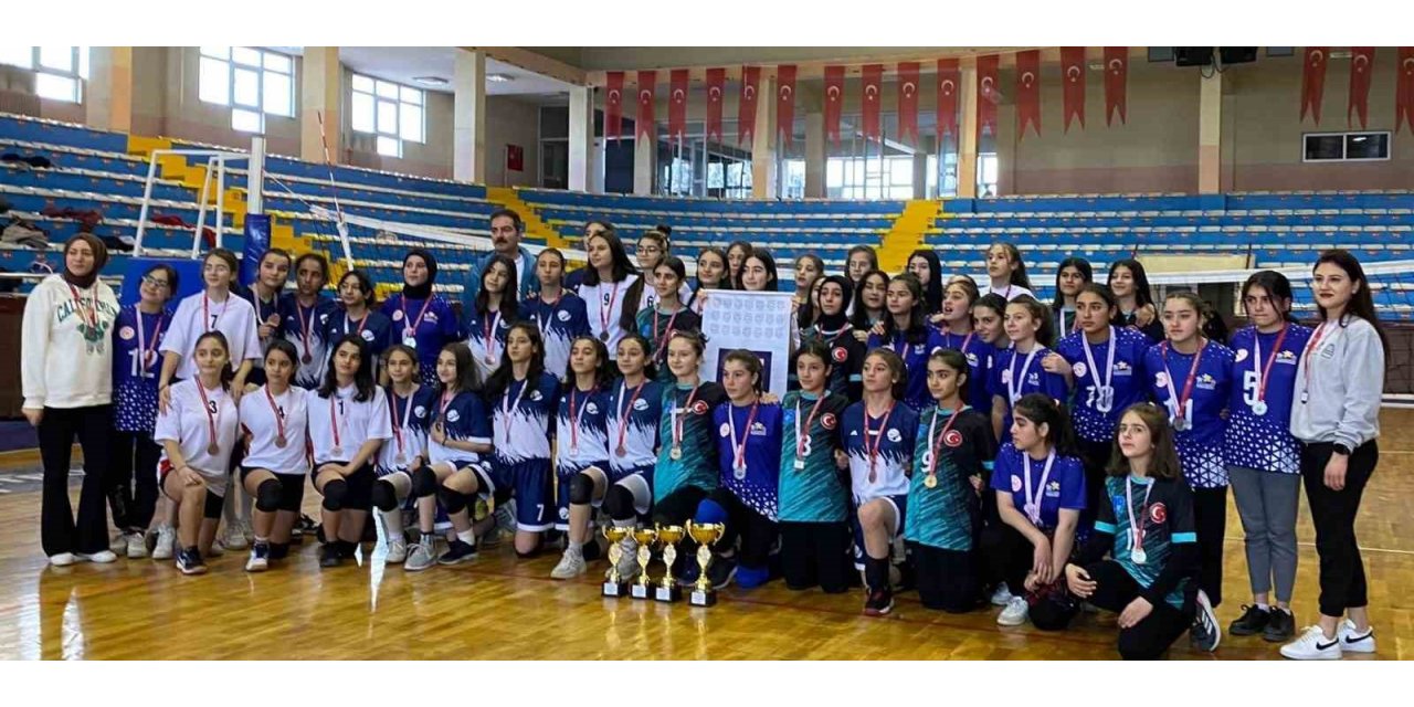 Voleybolda Aşkale rüzgarı