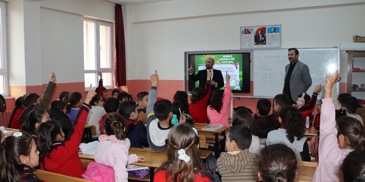 VEDAŞ, enerji bilginlerine verimliliğin ipuçlarını anlattı