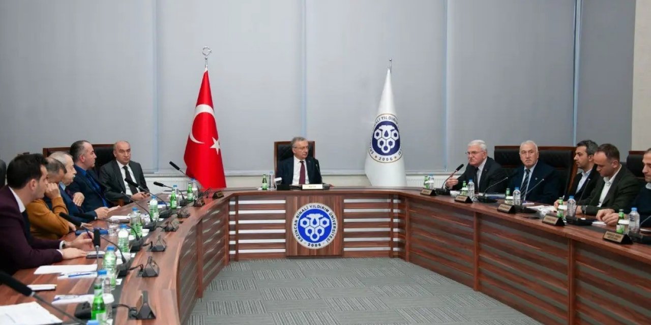 EBYÜ’de 5 yıllık stratejik plan hazırlığı için istişare toplantısı yapıldı