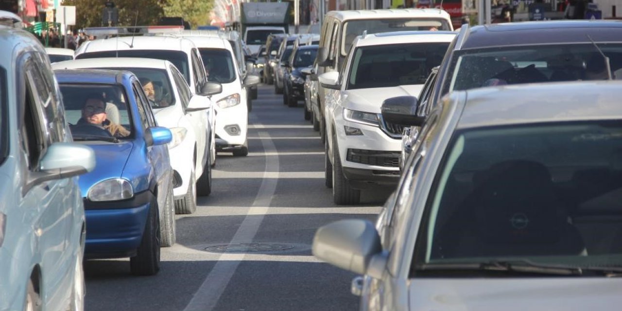 Erzincan’da trafiğe kayıtlı araç sayısı 70 bini geçti