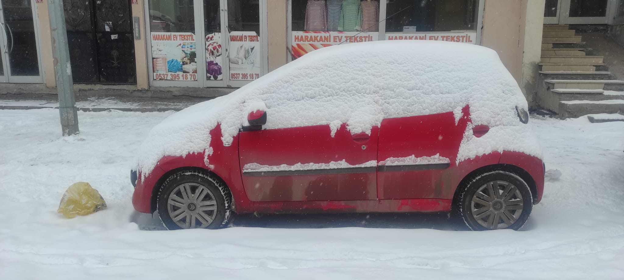 Kars'a kar yağışı etkisini sürdürüyor