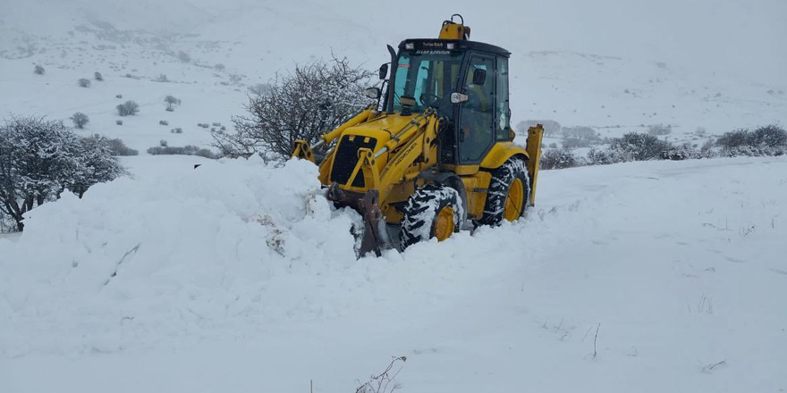 Kars'ta 120 köy yolu ulaşıma kapandı