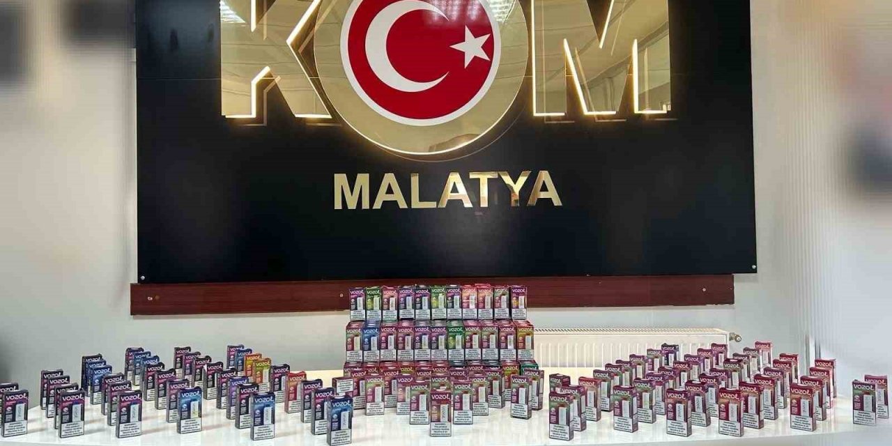 Malatya’da yolcu otobüsünde kaçak elektronik sigara ele geçirildi