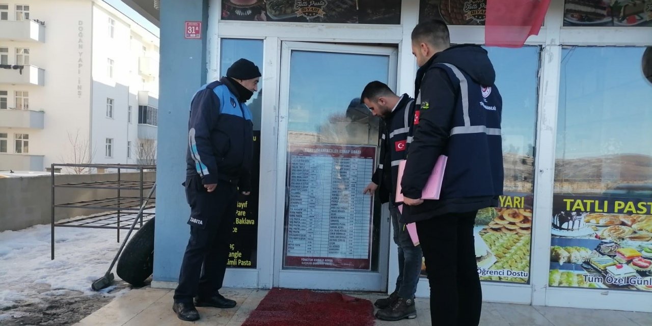 Kars’ta işyerlerinde fiyat listesi denetimi