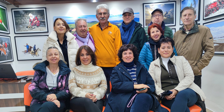 Özgen Beşli, fotoğraflarla Kars'ı tanıtmaya devam ediyor