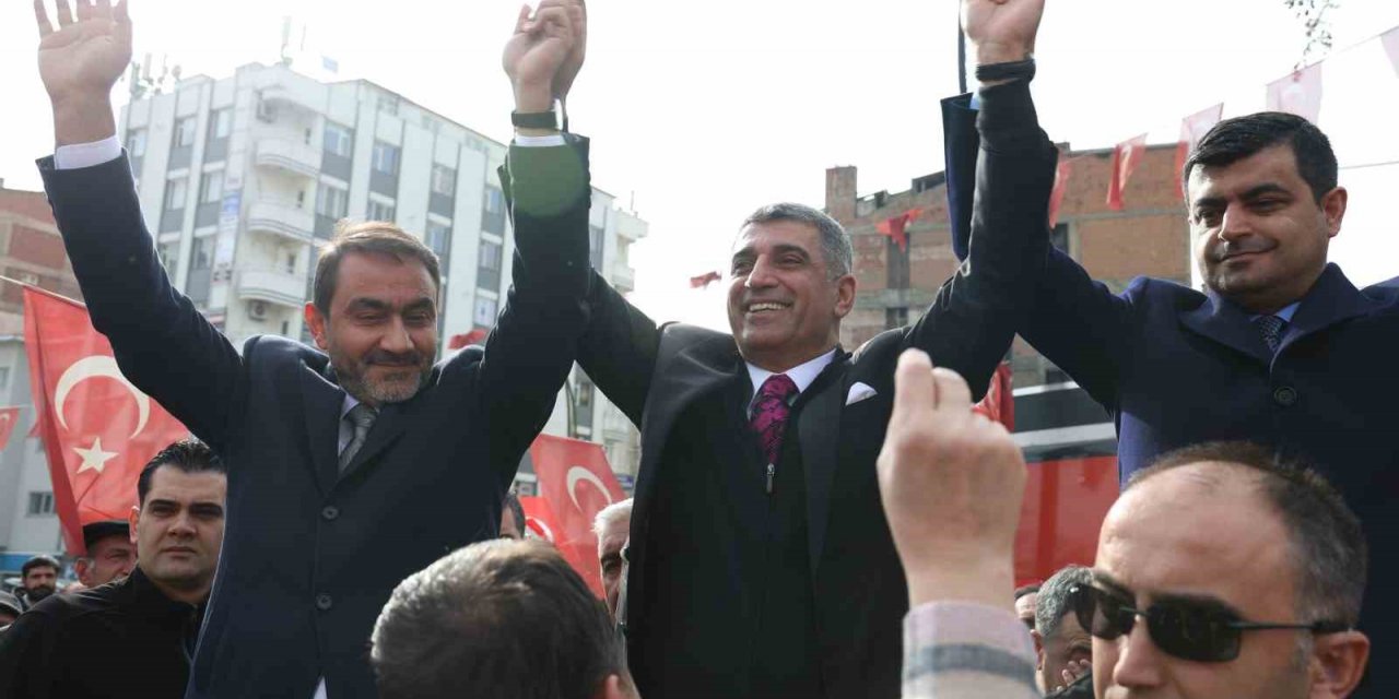 CHP Elazığ’da adaylarını tanıttı