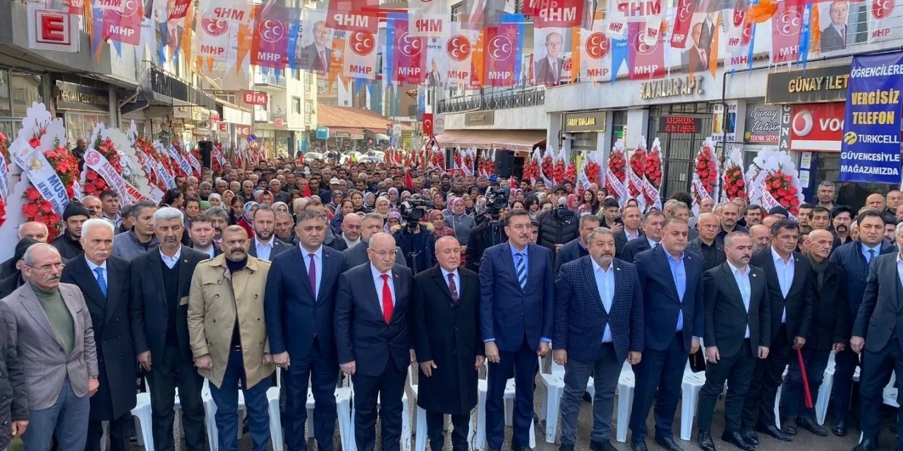 Cumhur İttifakı Hekimhan seçim bürosu açılışında ‘kazanacağız’ mesajı