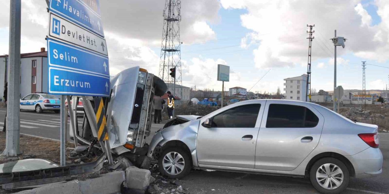 Kars’ta trafik kazası: 4 yaralı