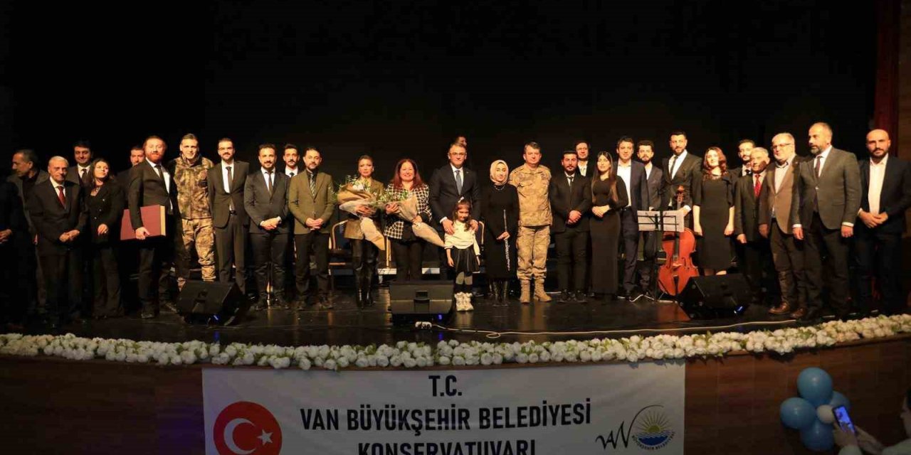 Van Büyükşehir Belediyesi Konservatuvarı Açıldı