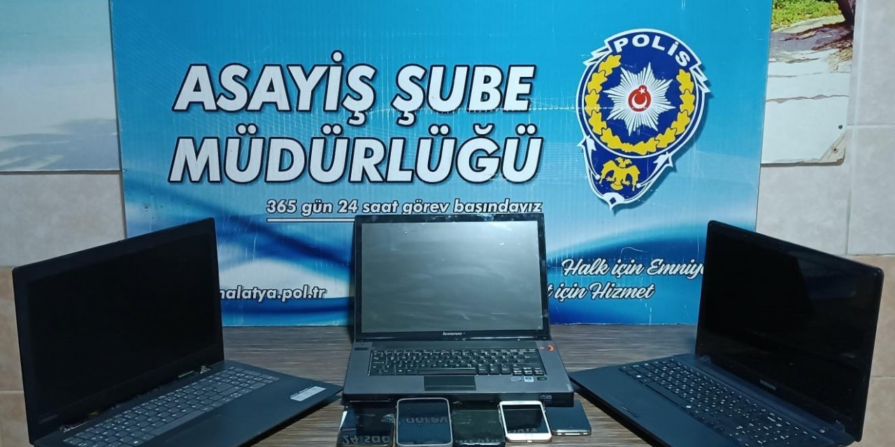 Yasadışı bahis dolandırıcıları polise takıldı