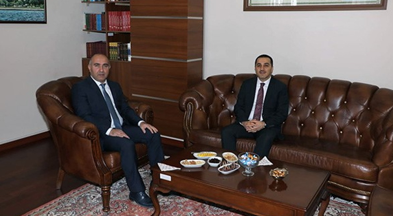 Vali Öksüz’den Azerbaycan Kars Başkonsolosu Guliyev’e ziyaret