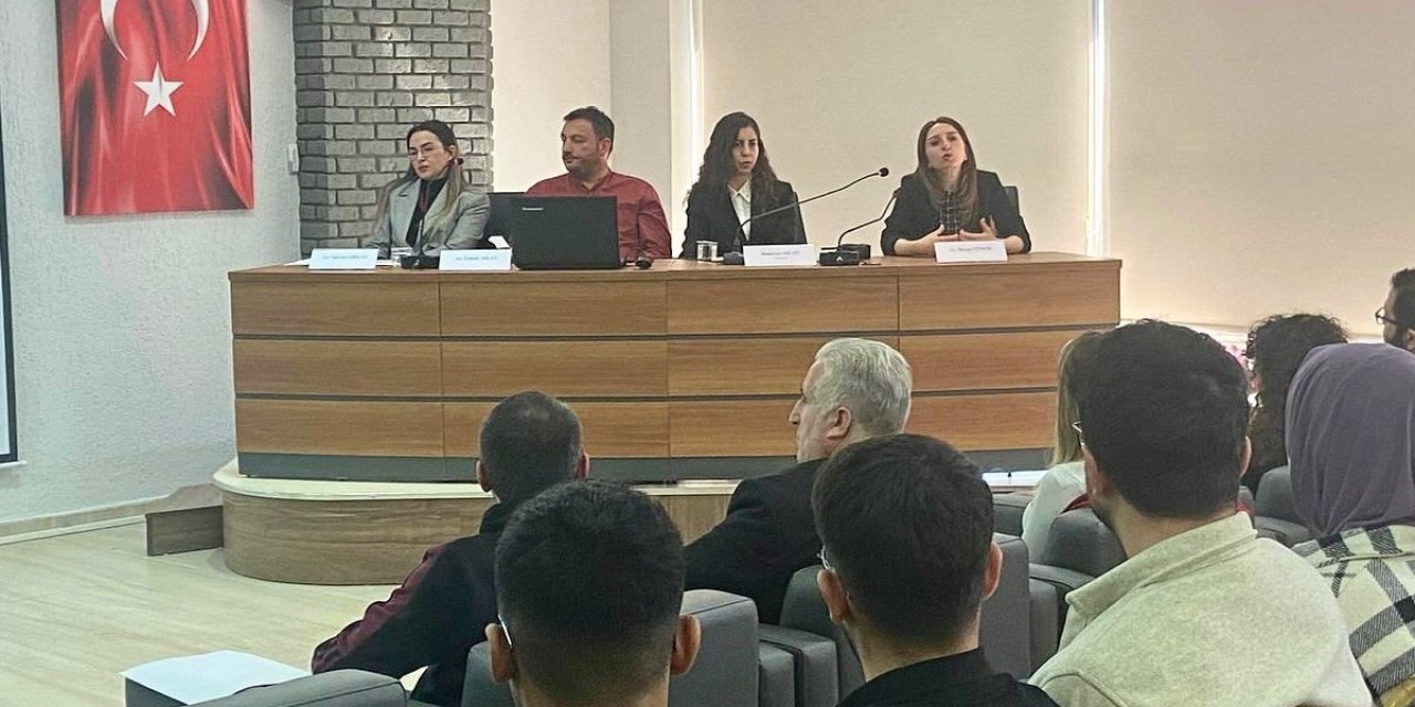 Erzincan’da 7/24 Bilinçli Nesiller Projesi kapsamında bilgilendirme yapıldı