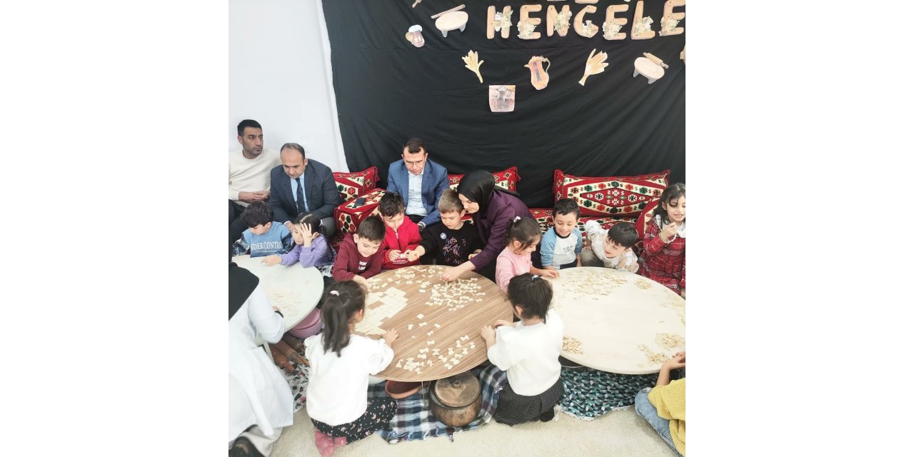 Tutak Kaymakamı Adıbelli, ilçedeki eğitim kurumlarını ziyaret etti