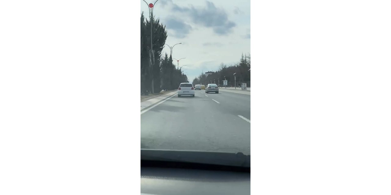 Elazığ’da trafiği tehlikeye atan sürücülere ceza