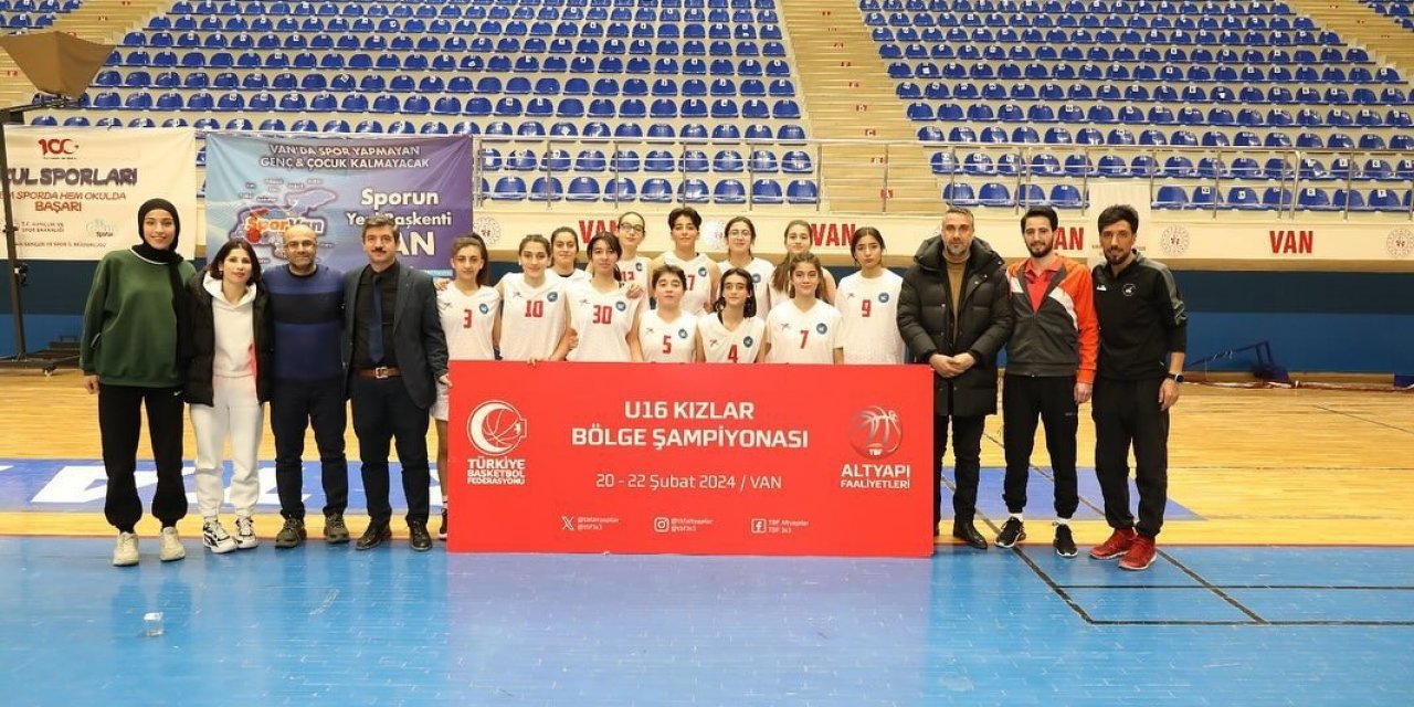 İpekyolu’nun kız basketbol takımlarından büyük başarı