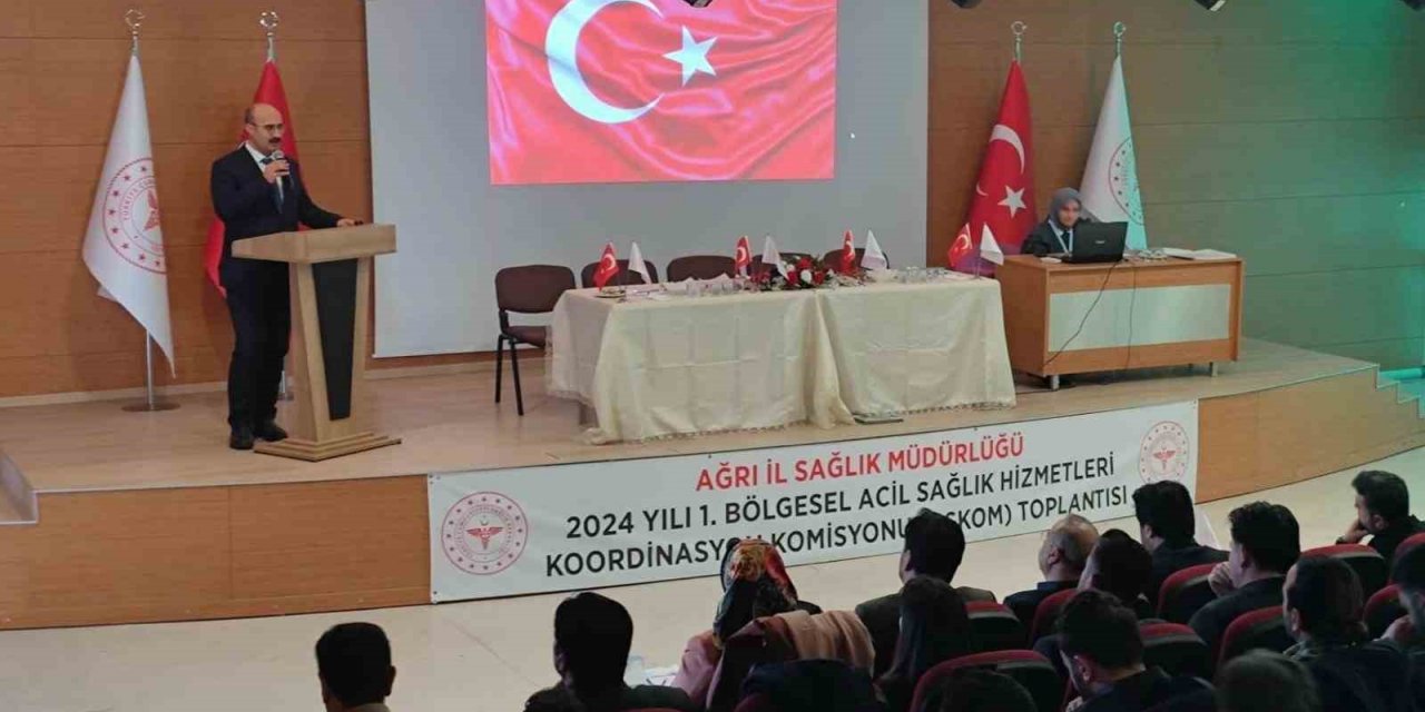 Ağrı’da ilk kez acil sağlık hizmetleri toplantısı yapıldı