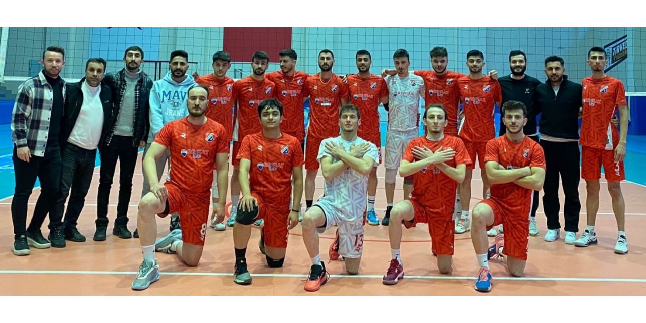 Aşkale Voleybol Takımı bir üst turda