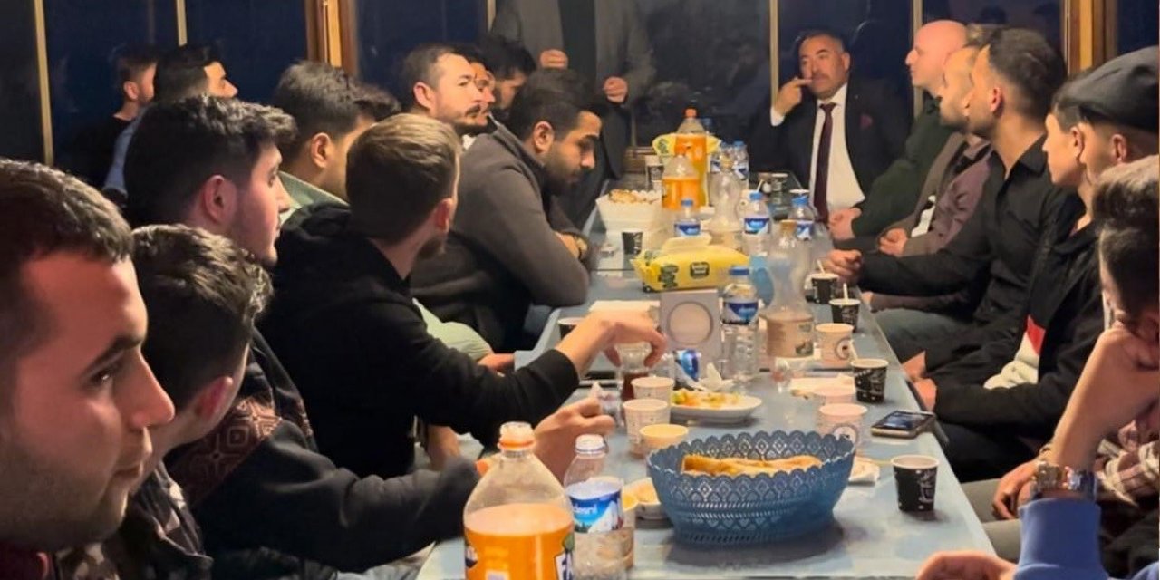 AK Parti Çıldır’da iftar sofrasında buluştu