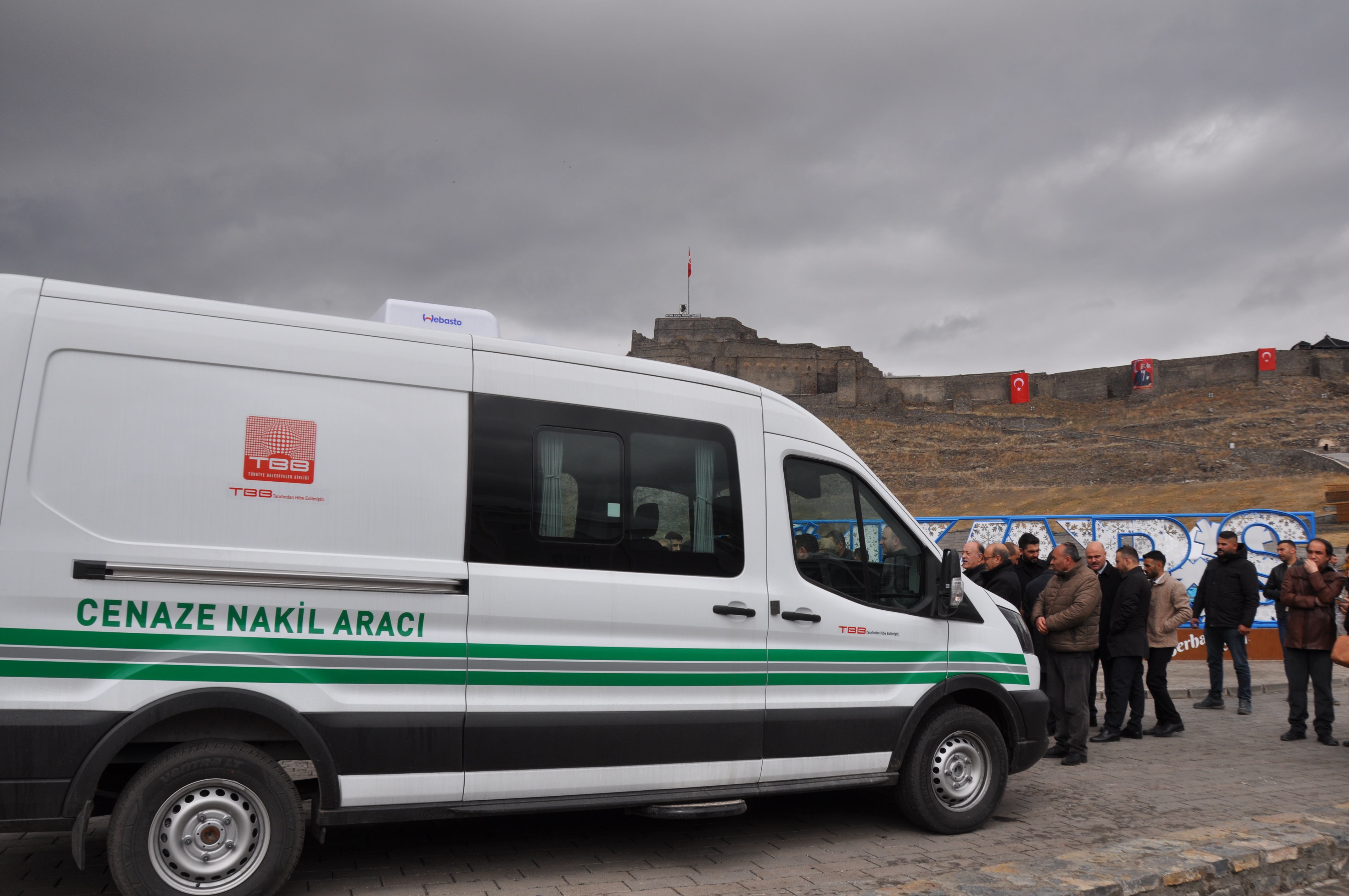 Kars Belediyesine 15’inci sıfır araç alındı