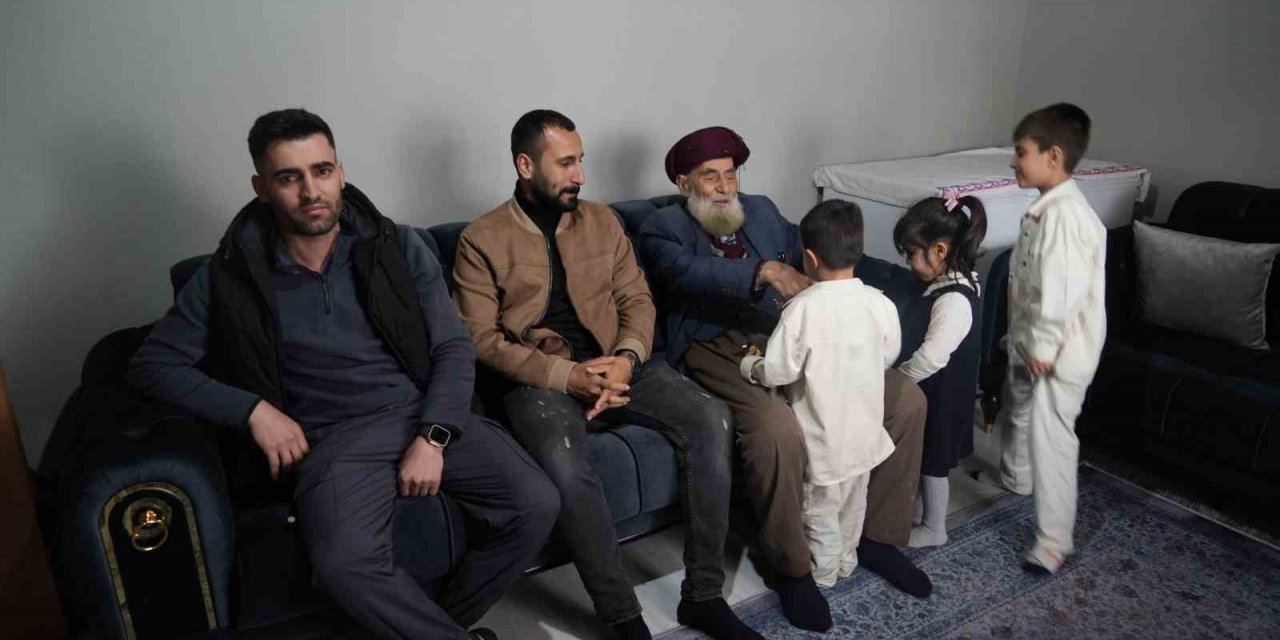 Asırlık dede 200’üncü bayramını kutladı