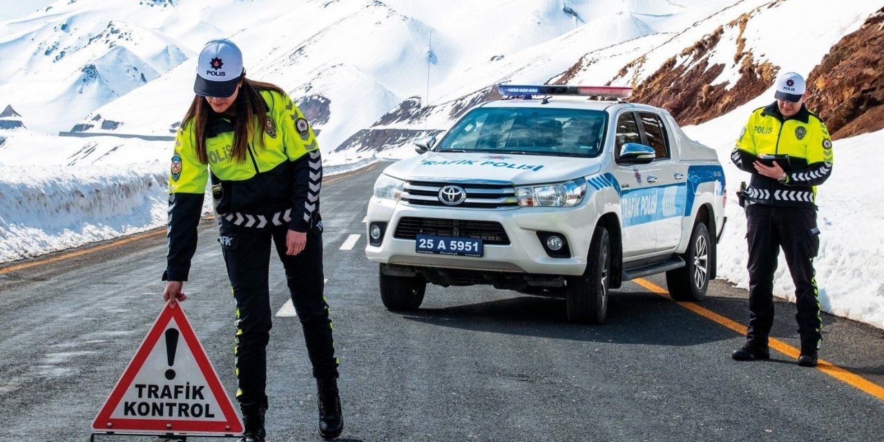 Erzurum’da kent merkezinde bir ayda 100 trafik kazası