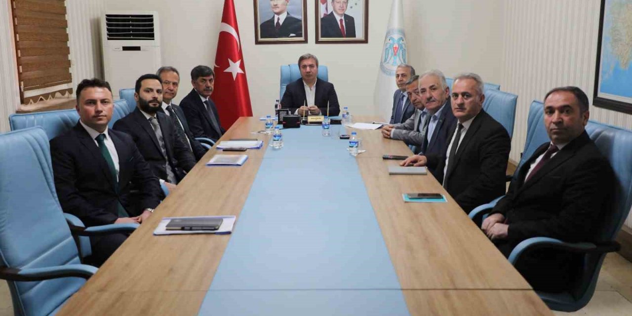 Erzincan’da "Gözümüz Olun Projesi" ile ilgili toplantı yapıldı