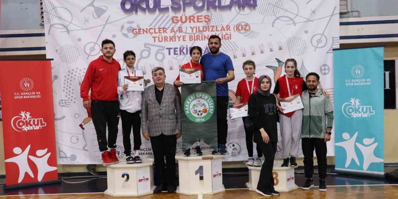 Hakkarili sporcular Türkiye birinci oldu