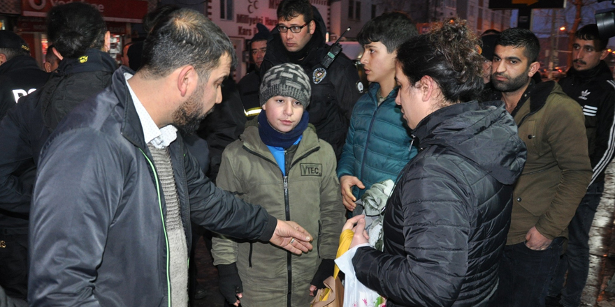 Kars'ta öğrencilerin sakladığı çanta polisi alarma geçirdi