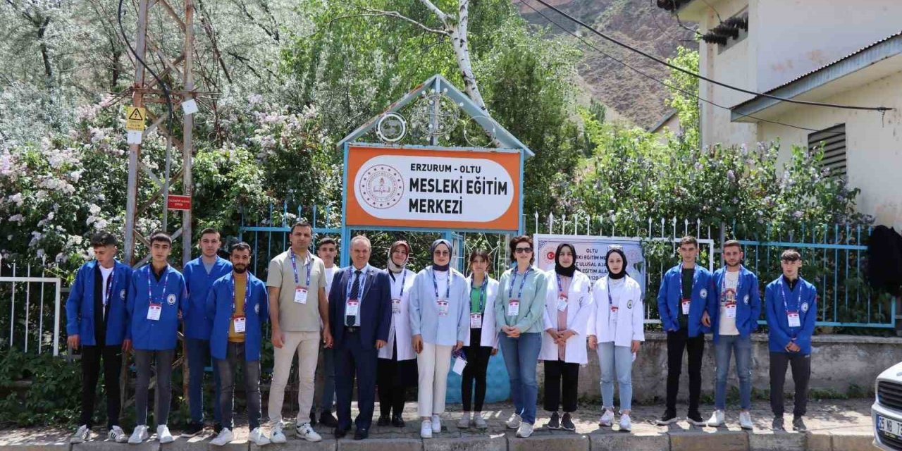 Erzurum’dan Avrupa’ya staj için gidiyorlar