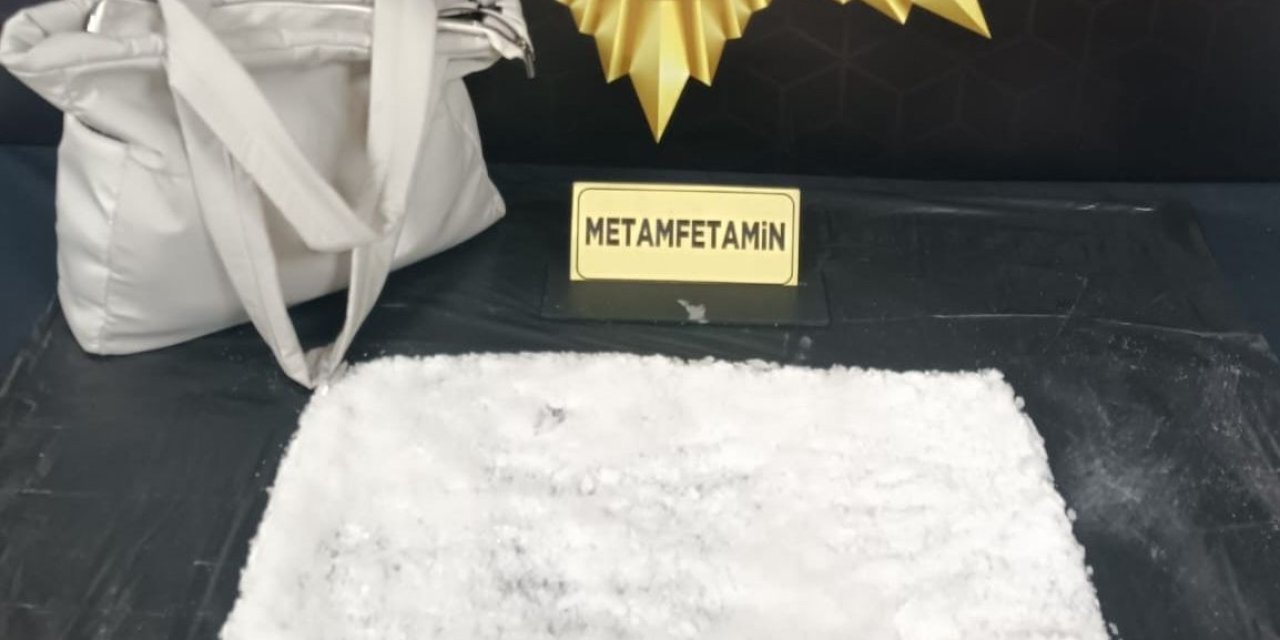 Yolcu otobüsünde 1 kilogram Metamfetamin ele geçirildi