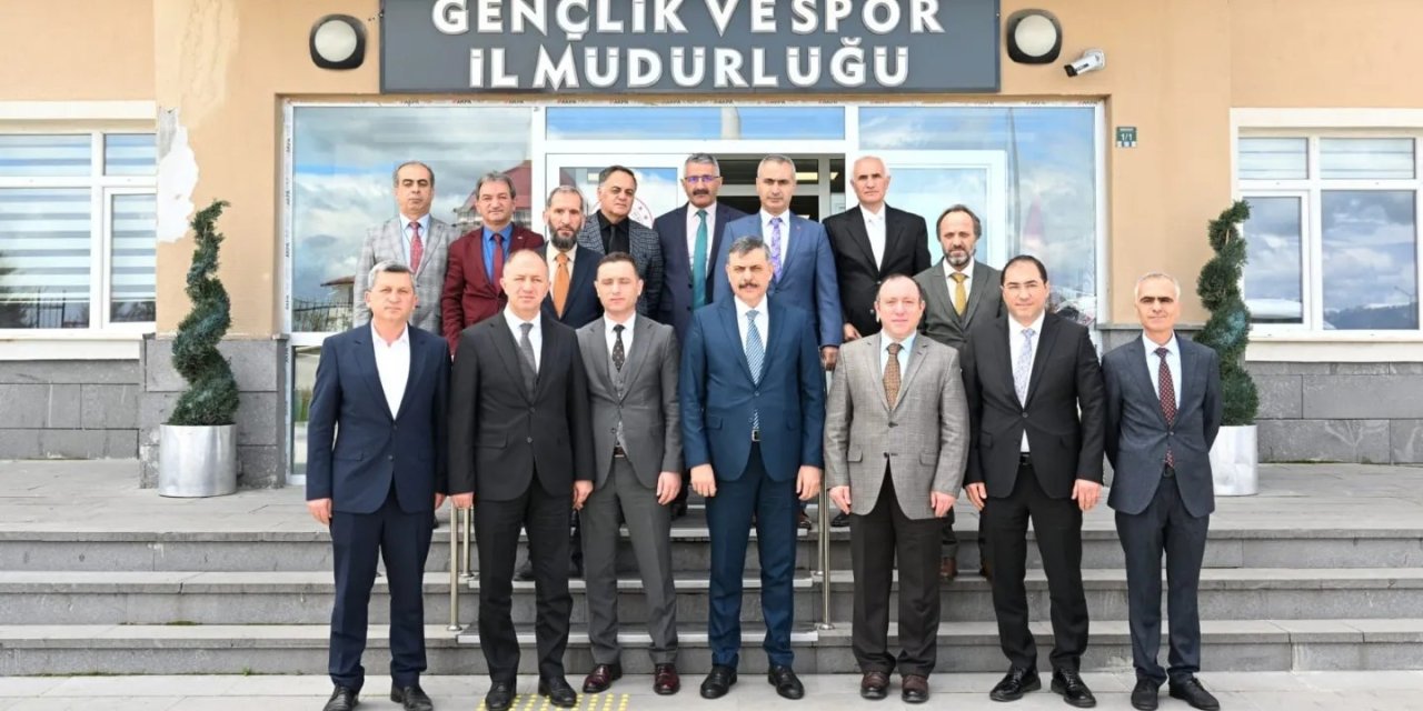 Vali Çiftçi’ye spor tesisleri brifingi