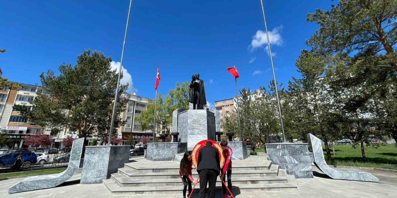 Kars’ta Gençlik Haftası kutlamaları başladı