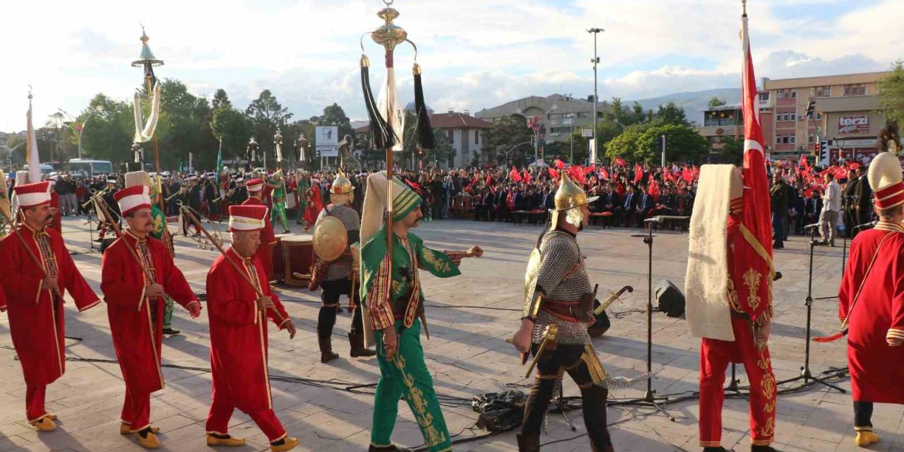 MSB Mehteran Birliği, Erzincan’da konser verdi