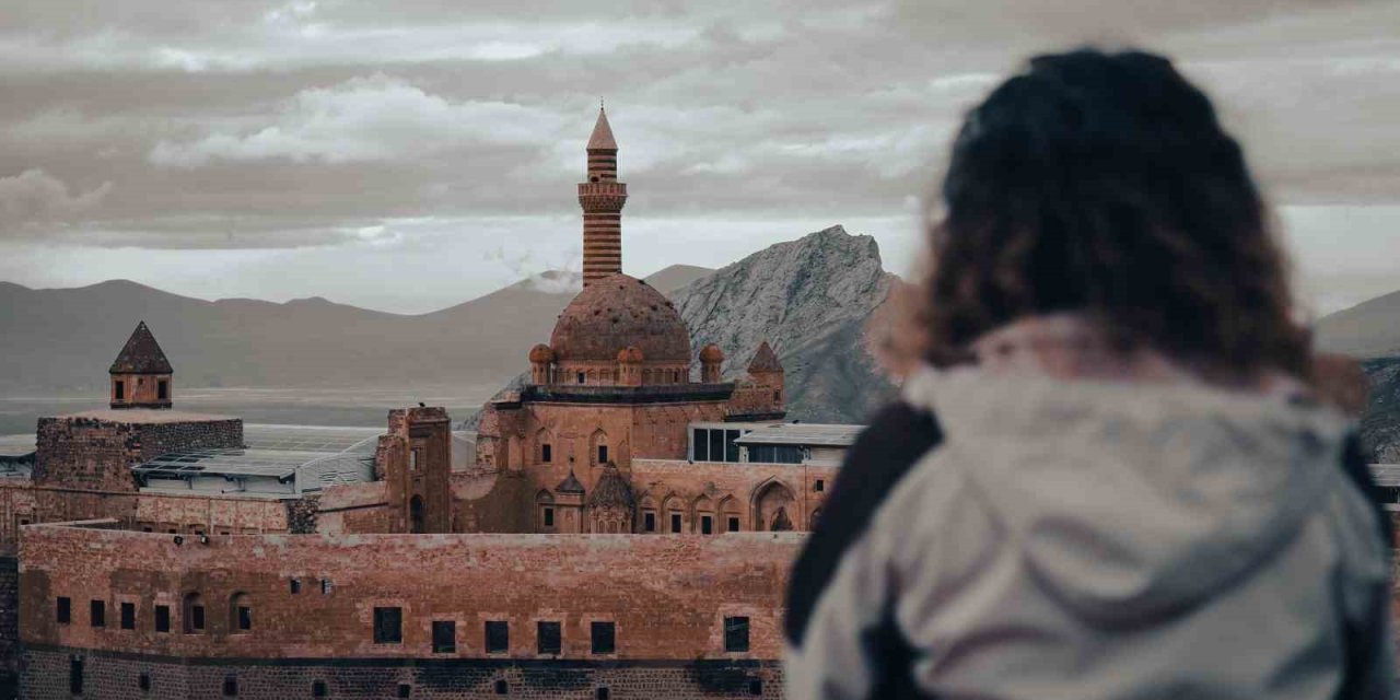 Geleceğin fotoğrafçıları Ağrı’da yetişiyor