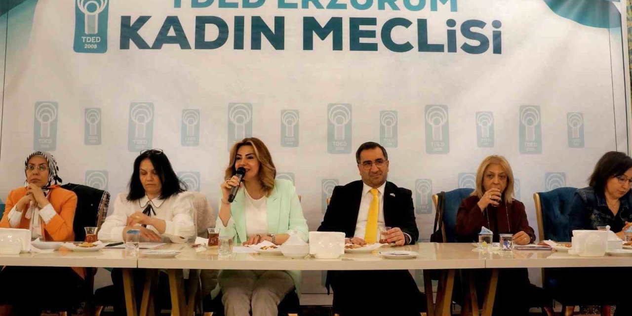 Türk-İslam Kültüründe Kadın’ı anlattılar